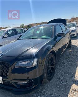 کرایسلەر 300